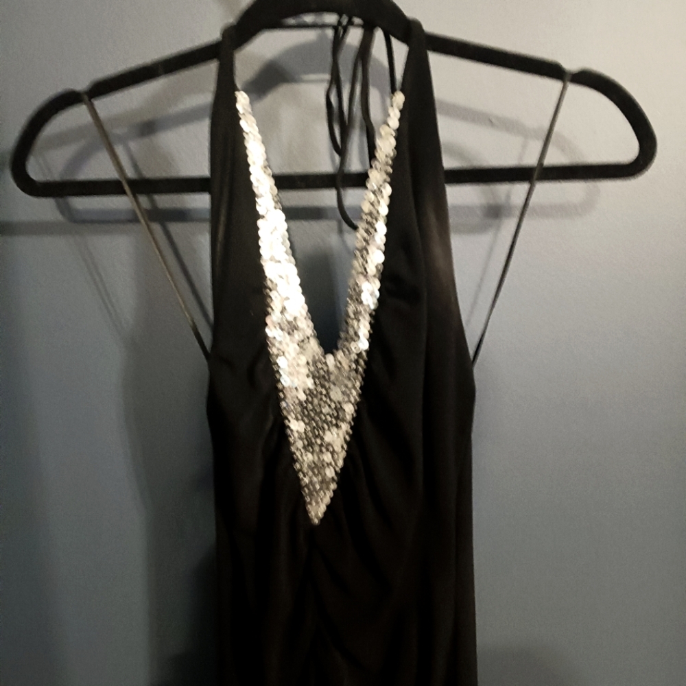 XS long, black dress with sequin V-neckline